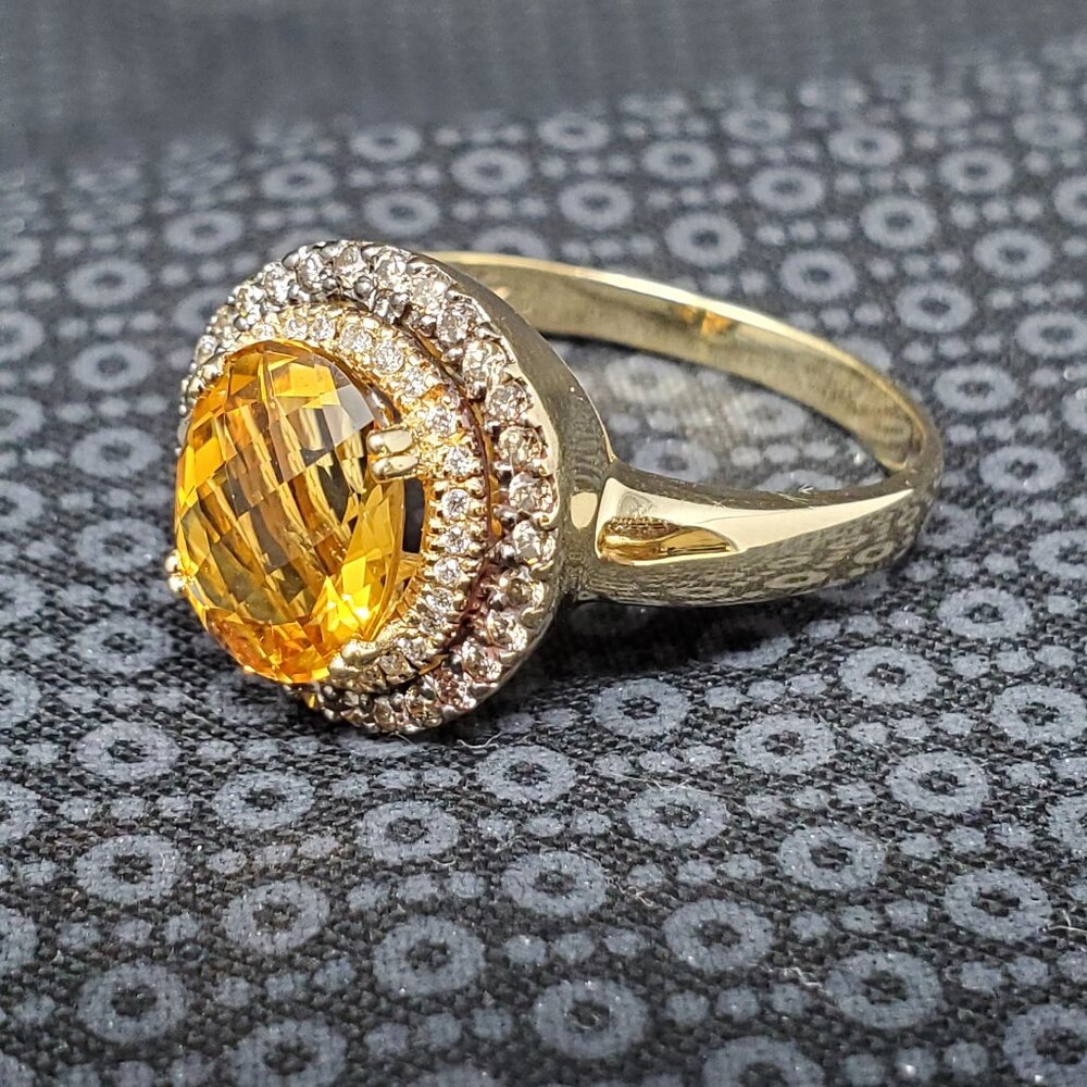 Le Vian 14k Honey Gold 2.75 cttw Citrine & Diamond Ring 7.3g. Size 12